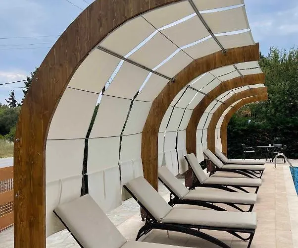 Captain's Pefkochori