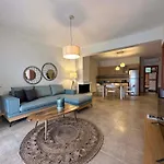 Apartment Captain's
