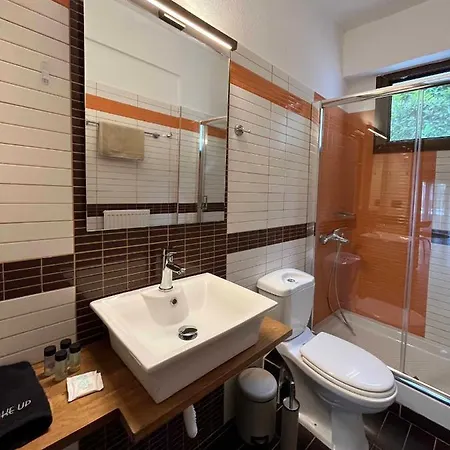 Апартаменты Captain's Пефкохори