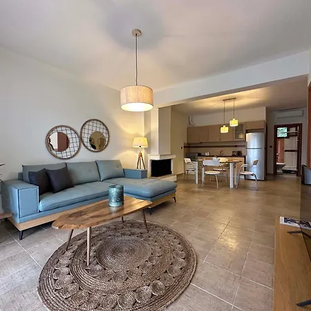 Apartment Captain's